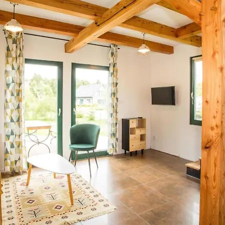 Dom wakacyjny 2 Bedroom Awesome In