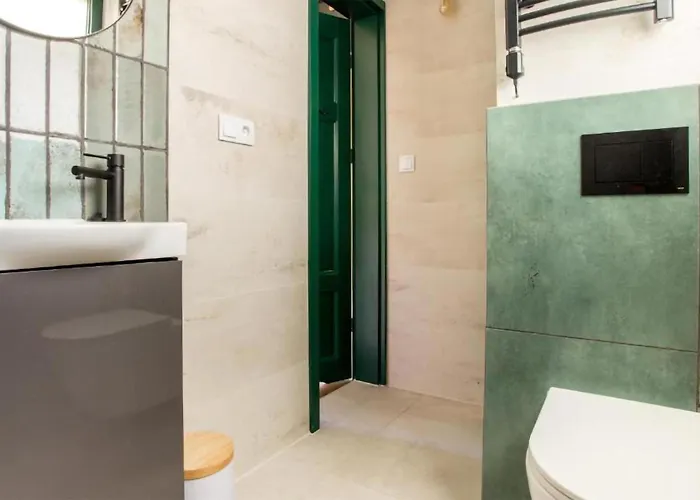 2 Bedroom Awesome In Vakantiehuis